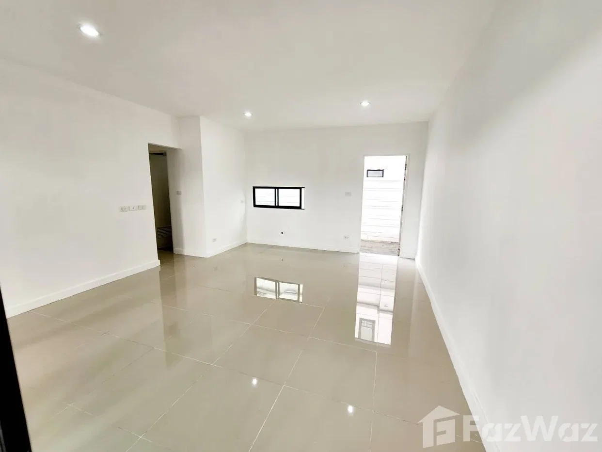 รูป ทาวน์โฮมสไตล์โมเดิร์น บ้านใหม่ 3ชั้น ย่านวัชรพลซอย9 เทพรักษ์ 6475484 - รูปที่ 6/20