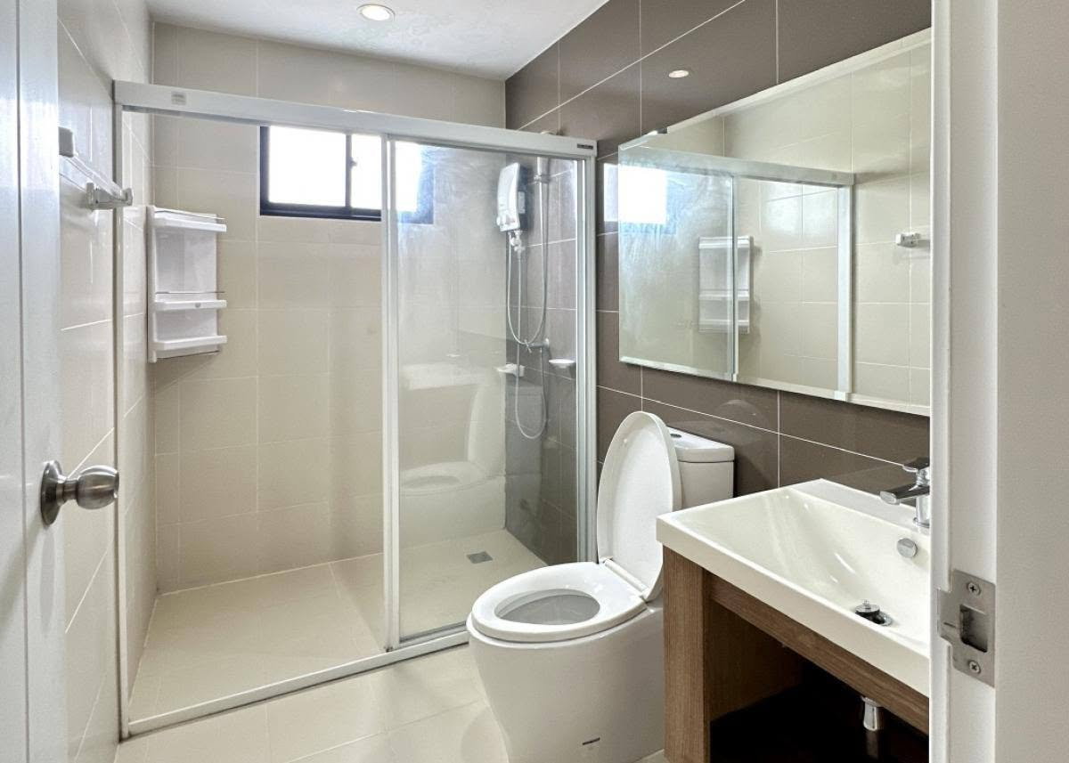 รูป ปล่อยเช่า ทำออฟฟิศได้  เเต่งให้พร้อม‼️ 🏘️ทาวน์โฮม 2 ชั้น👀 หน้าบ้านไม่ชนใคร👀 - รูปที่ 37/39