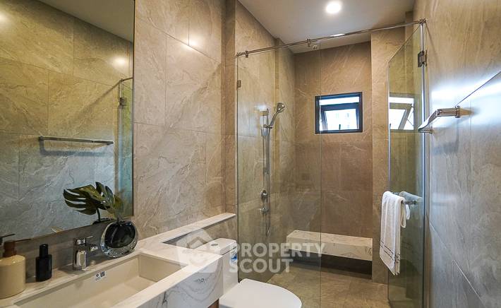 picture 4-BR House at Mayfield Lane Rachada - Ladprao near MRT Ratchadaphisek (ID 1445745) - 18/19