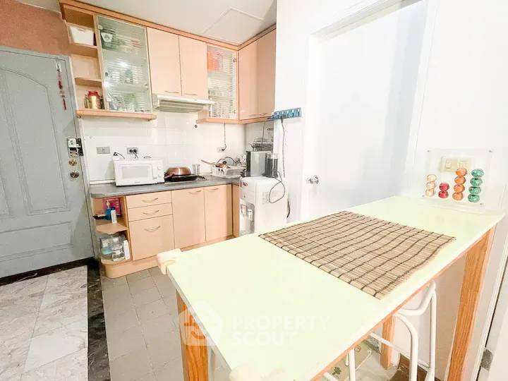 picture 2-BR Condo at Asoke Place near MRT Sukhumvit (ID 1475139) - 6/15