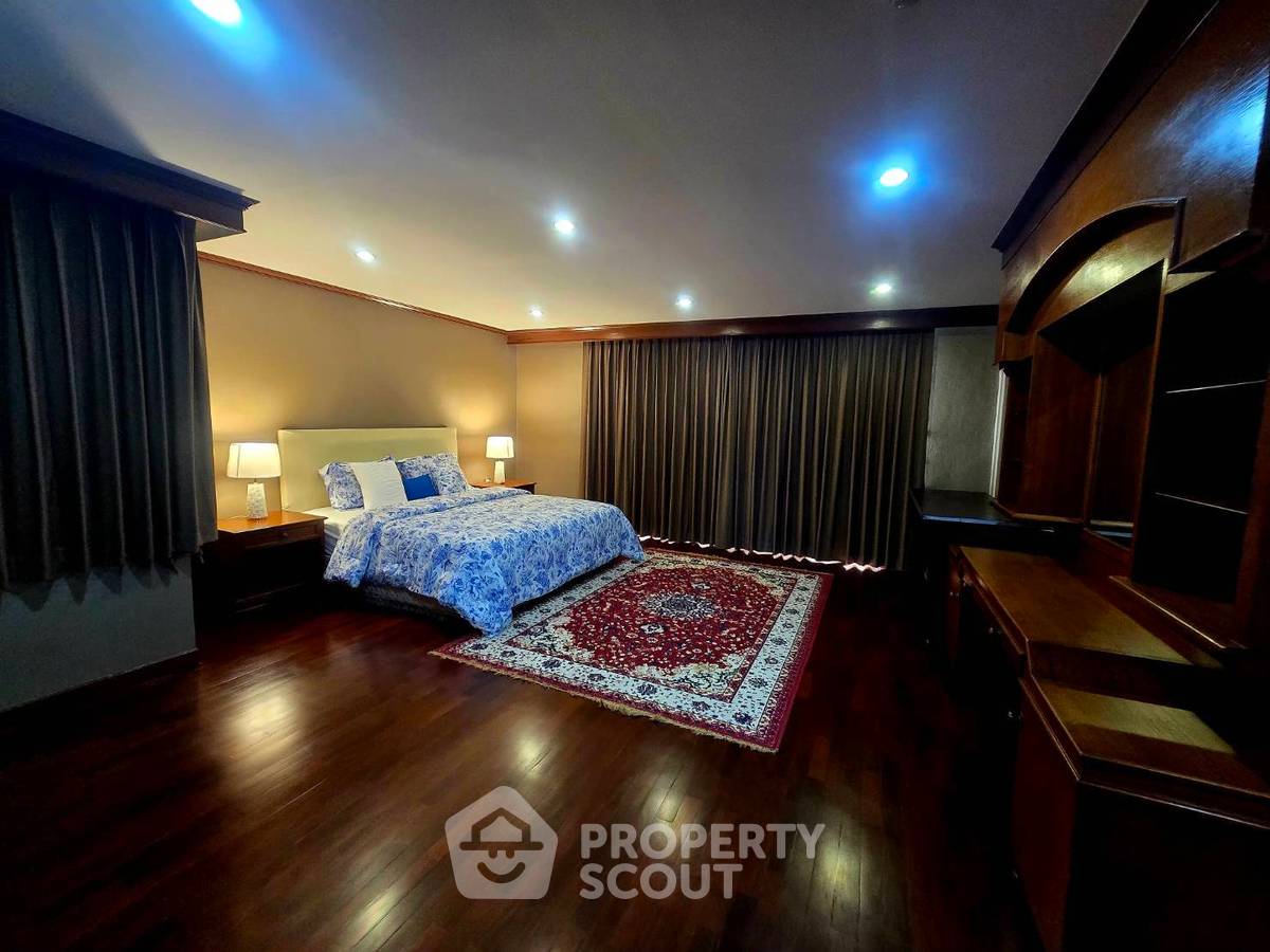 รูป คอนโด 3-ห้องนอน ที่ รีเจ้นท์ ออน เดอะ พาร์ค1 (สุขุมวิท 26) ใกล้ BTS พร้อมพงษ์ (ID 3006248) - รูปที่ 4/16