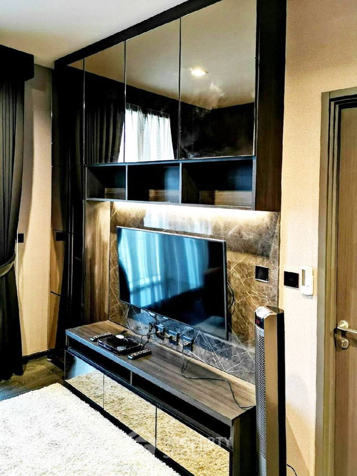 picture 1-BR 34 Sqm At 30th Floor At The Edge Sukhumvit 23, MRT Sukhumvit 200m (ID 2739002) - 3/12