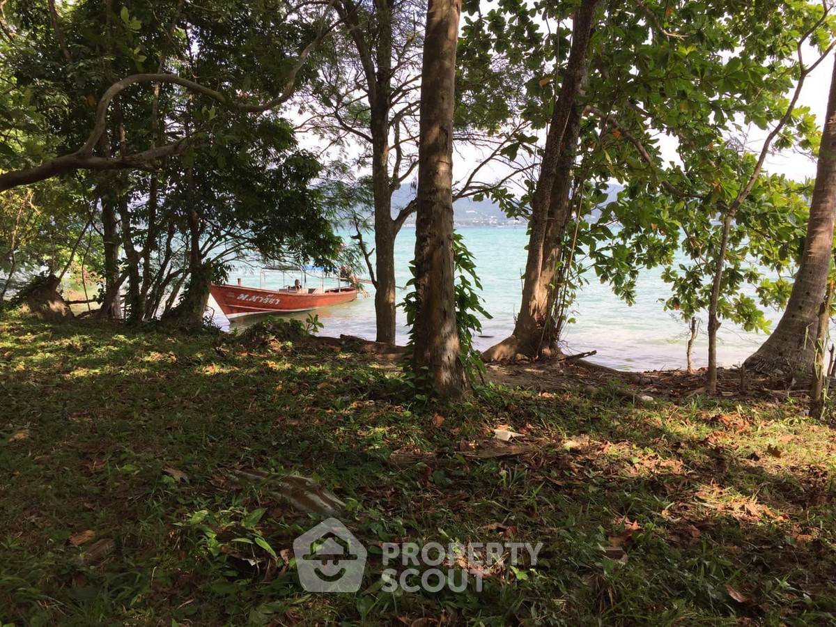 picture 56,000 m² Land for Sale in Rawai (ID 2991360) - 2/3