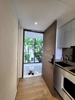 Condos for rent : RS6537 For Rent: FYNN Asoke, a private low-rise condo in the heart of Asoke, near BTS Asoke.