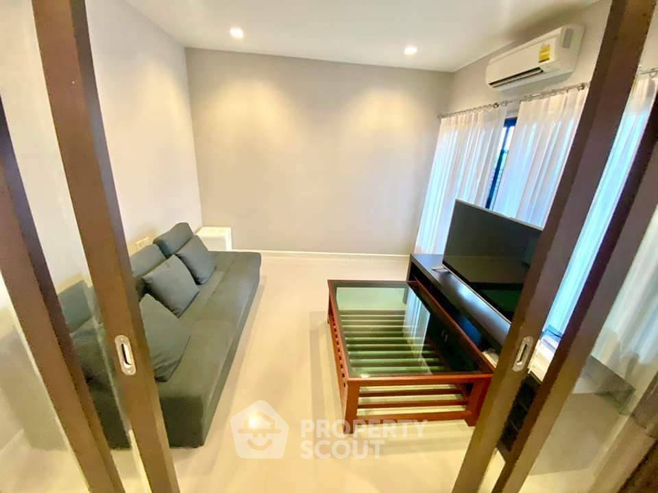 picture 4-BR House at Setthasiri Onnut-Srinakarin in Prawet (ID 1442279) - 5/25