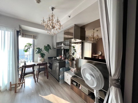 Condo for rent Ideo Ratchada-Sutthisan I Beautifully decorated I Fully furnished and ready to move in I 450 m from MRT Sutthisan