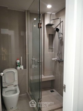 1-BR Condo at Quinn Condo Ratchada 17 near MRT Sutthisan (ID 2500405)
