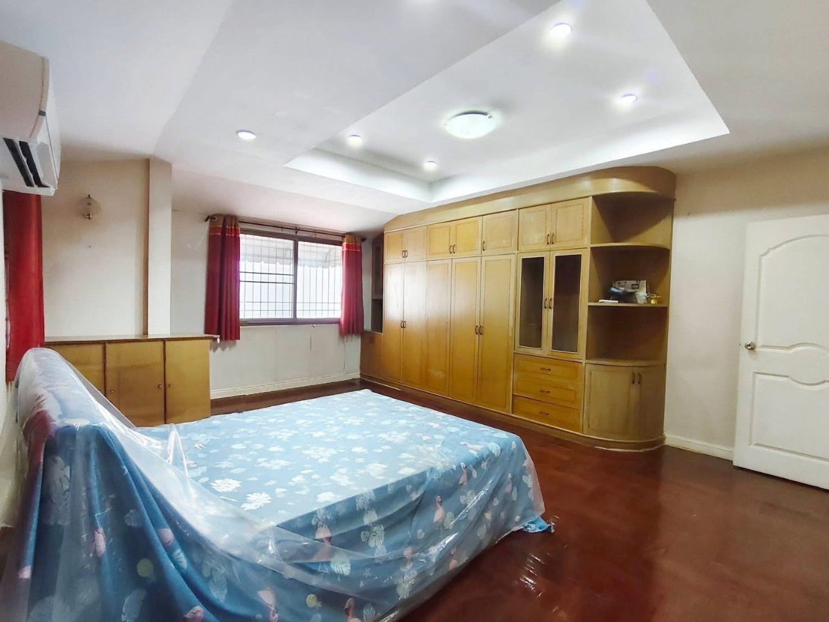 picture H0815, Detached House for Sale 4Br, Ladprao - 5/8