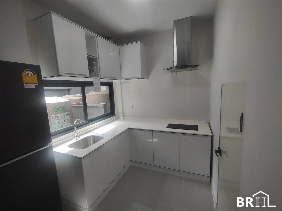 รูป บ้านให้เช่า 🏡 Baan Klang Muang Ramintra 83 Station บ้านหัวมุมติดสวน ใกล้รถไฟฟ้าสายสีชมพู 🚆 4นอน 218ตร.ม. 65k พร้อมอยู่ เฟอร์ครบ - รูปที่ 9/9