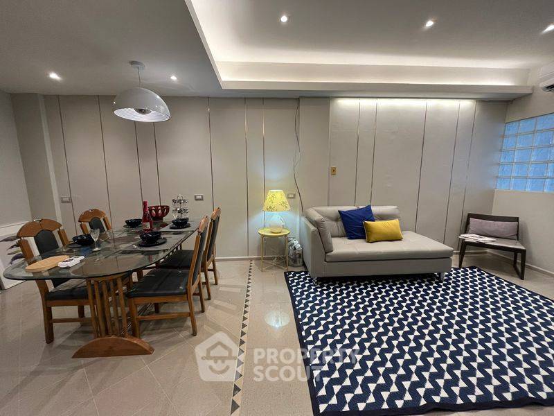 รูป ทาวน์เฮ้าส์ 3-ห้องนอน ใน บางจาก (ID 653458) - รูปที่ 4/17