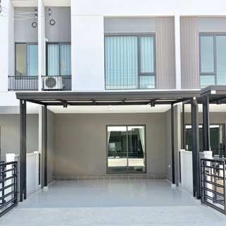 รูปภาพ Townhome for rent: Pleno Bangna 3 project, 3 bedrooms, 2 bathrooms. Size: Land area 18 sq.wa. / Usable area 110 sq.m.