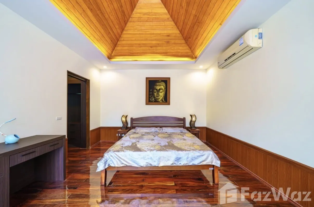 picture 4-bedroom villa on big land plot in Rawai 6476613 - 16/30