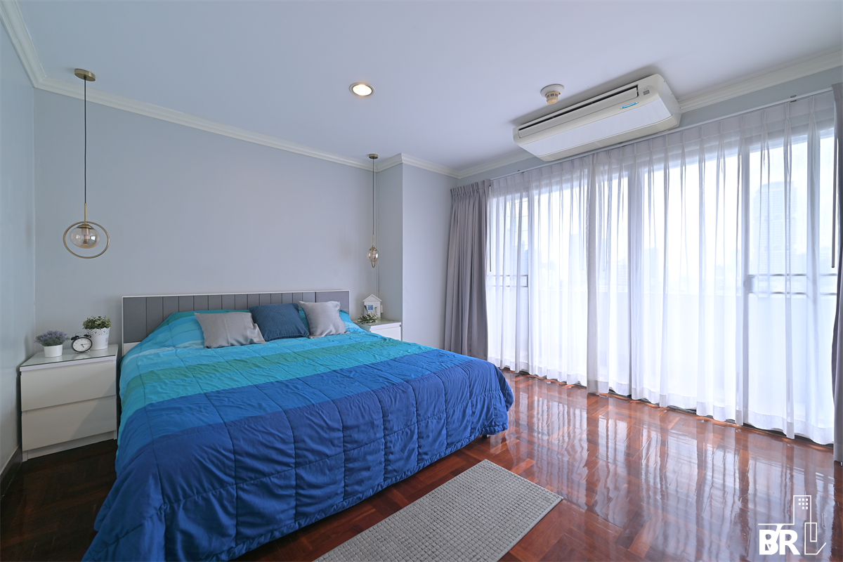 picture Richmond Palace Sukhumvit 43 Price better than expected!! - 4/10