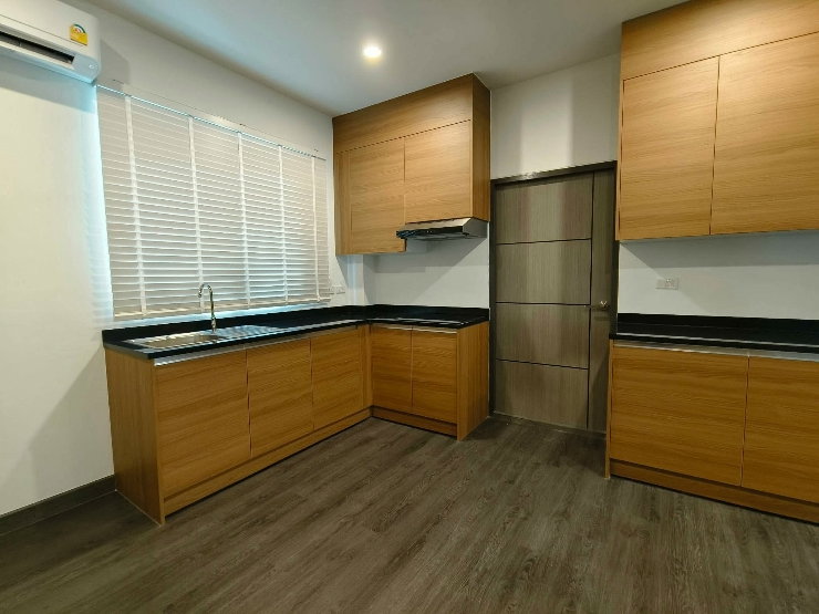 รูป 🏡✨ ให้เช่า บ้านเดี่ยว 3 ชั้น สุขุมวิท 65 (เอกมัย) จดบริษัทได้ - รูปที่ 16/26
