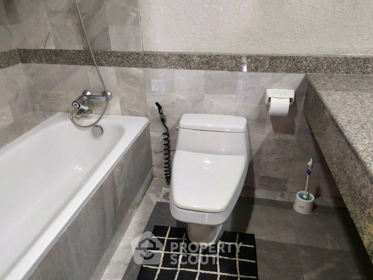 picture 2-BR Condo at Las Colinas near BTS Asok (ID 3008803) - 10/17