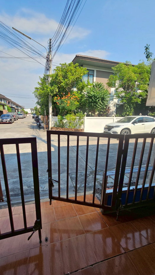 รูป ขายอาคารพาณิชย์ 3 ชั้น 27 ตร.ว. ใกล้นิคมแหลมฉบัง ท่าเรือ ใกล้ถนนสุขุมวิท , ชลบุรี - รูปที่ 19/19