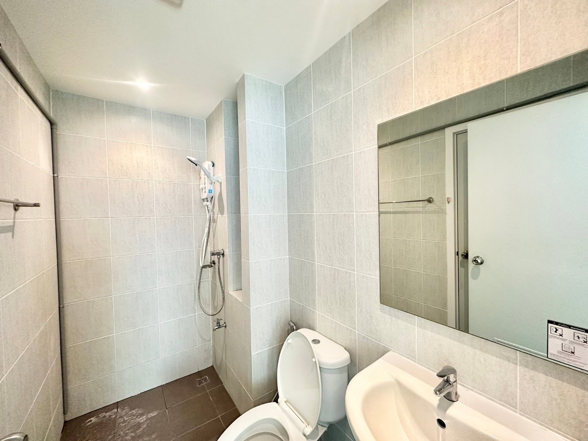 picture iCondo Serithai Green Space: Convenient & Relaxing Condo for Rent - 7/20