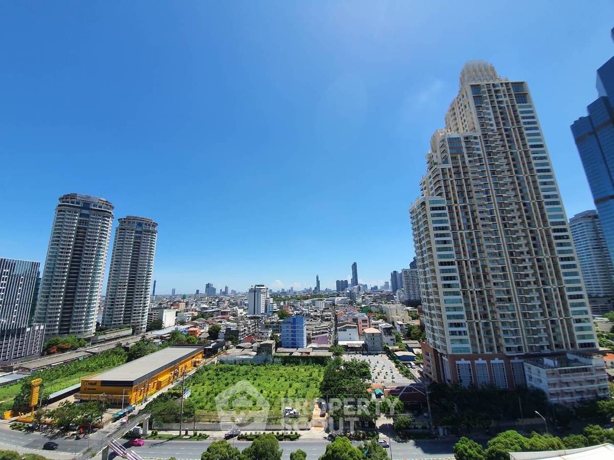 picture 2-BR Condo at Rhythm Sathorn-Narathiwas near BTS Chong Nonsi (ID 3003432) - 8/17