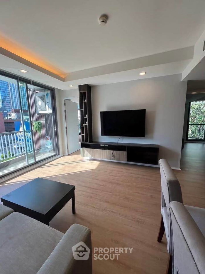 picture 2-BR Condo at Focus Ploenchit near BTS Nana (ID 2087301) - 6/10