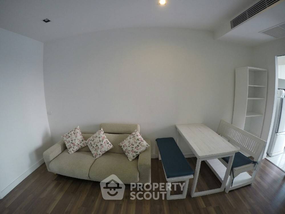 รูป คอนโด 1-ห้องนอน ที่ เดอะ รูม สุขุมวิท 62 ใกล้ BTS ปุณณวิถี (ID 386655) - รูปที่ 1/12