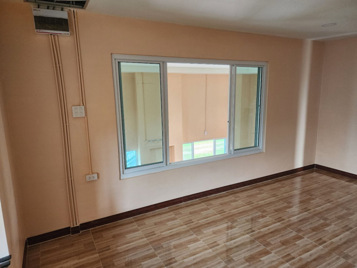 รูป ขายบ้านเดี่ยวใหม่ บ้านอิฐประดับมงคล 100 ตร.วา 2 ชั้น 3 ห้องนอน 3 ห้องน้ำพร้อมสุขภัณฑ์ - รูปที่ 13/15