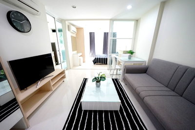คอนโดให้เช่า : Call : 099-624-1956 Condo Elements Srinakarin 38 ตารางเมตร 1 ห้องนอน ชั้น2 ตึก4 ทิศใต้ ตกแต่งครบ ติดสระว่ายน้ำ