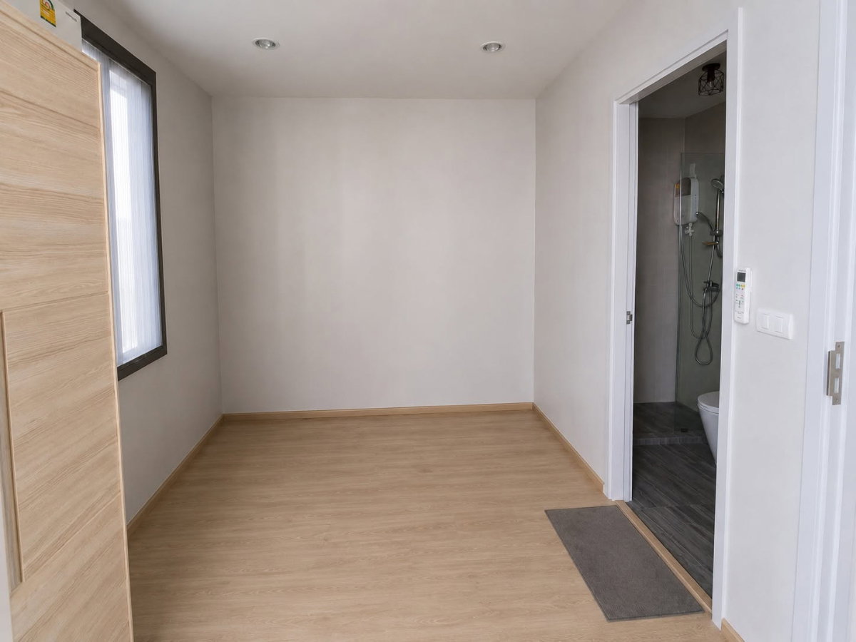picture For Rent | Modern 4-story house in Estara Haven Pattanakarn 20 project | Pets allowed | 250 sq m. - 10/34