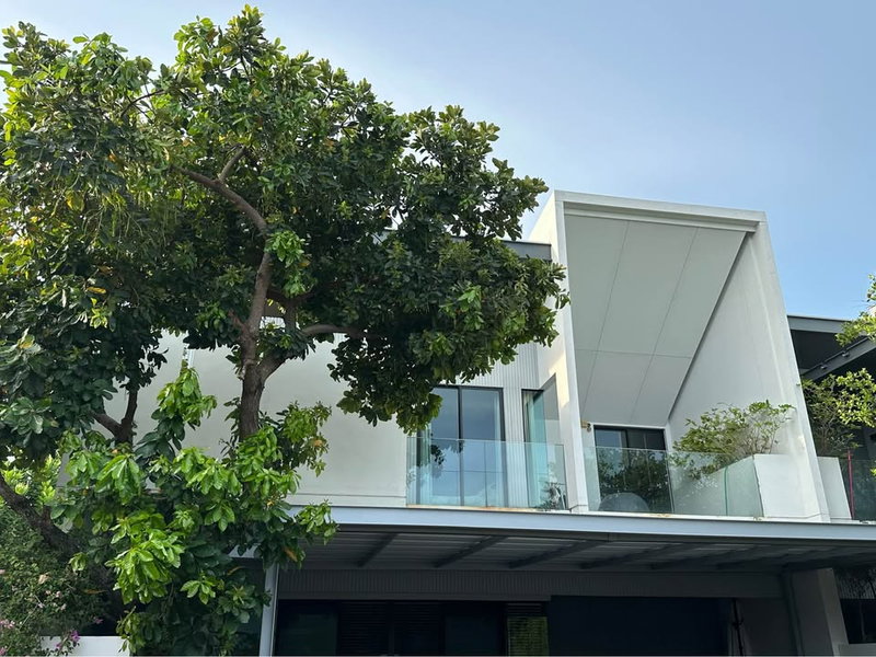 บ้านเดี่ยวให้เช่า : HR3528เช่าบ้านเดี่ยวหรู VIVE บางนา กม.7 (VIVE Bangna km.7) 3 ห้องนอน 4 ห้องน้ำ มีห้องแม่บ้าน แต่งครบ ทำเลทองใกล้ Mega Bangna
