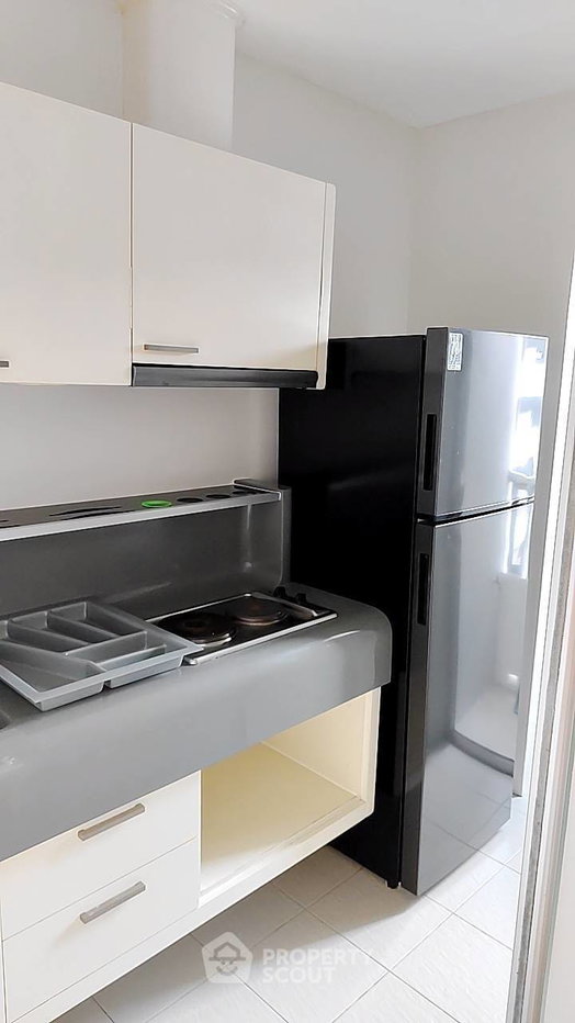 picture 1-BR Condo at Q House Sathon near BTS Krung Thon Buri (ID 2266169) - 2/7
