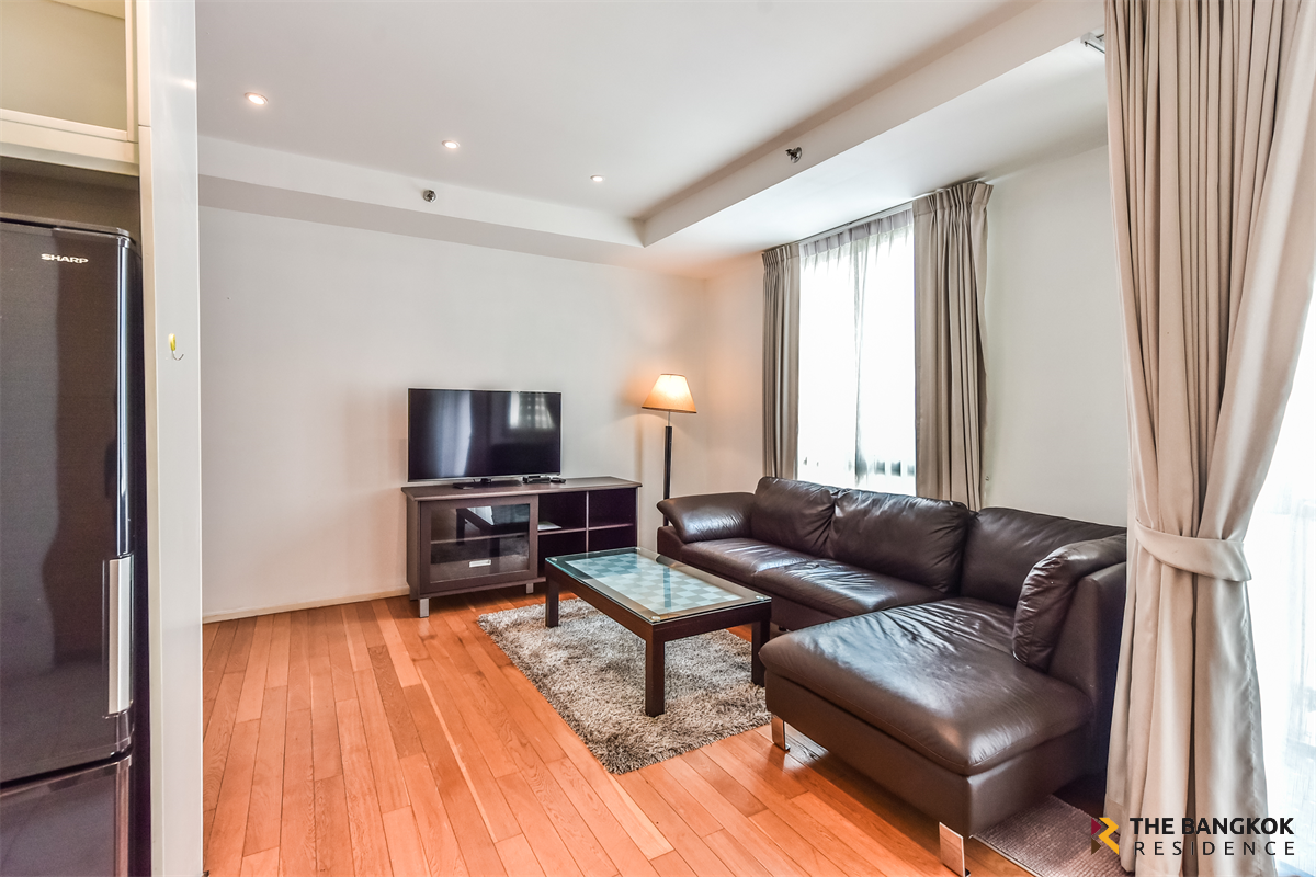 picture Ready-to-move-in Condo at an Amazing Price!! The Legend Saladaeng near BTS Sala Daeng - 3/10