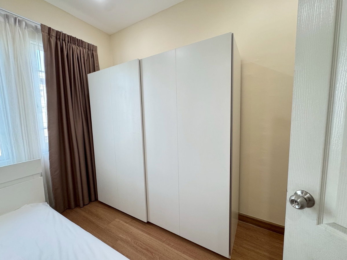 picture Golden Town Sukhumvit – BTS Bearing (Corner Unit) 2-storey townhouse, corner unit with extended space. - 22/41