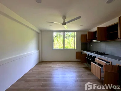 Townhouses for sale Muang Phuket Phuket : 3 Bedroom Townhouse for sale in Rawai, Phuket  6475897
