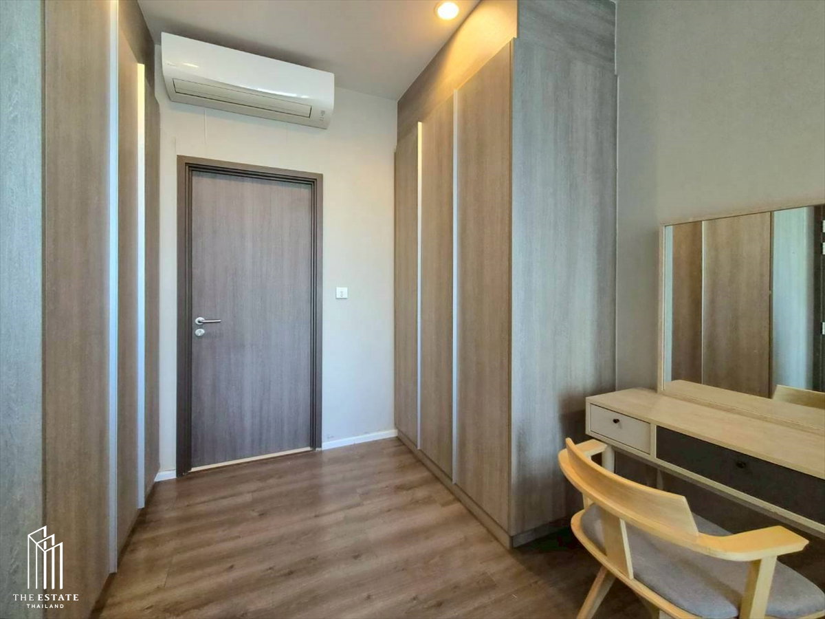 picture For Sale Whizdom Essence Corner Unit, Rare Size 45.44 sq.m., High Floor with Panoramic View, Quiet and Peaceful, No Shared Walls, Fully Functional - 6/10