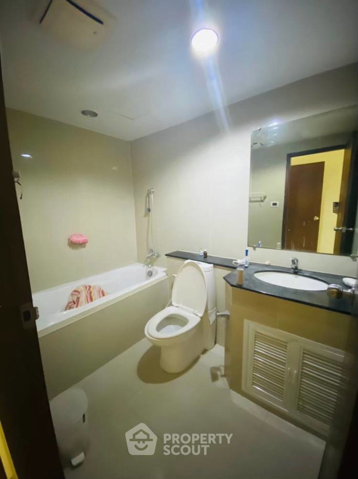 picture 2-BR Condo at Pabhada Silom Condominium near BTS Saint Louis (ID 633481) - 4/6