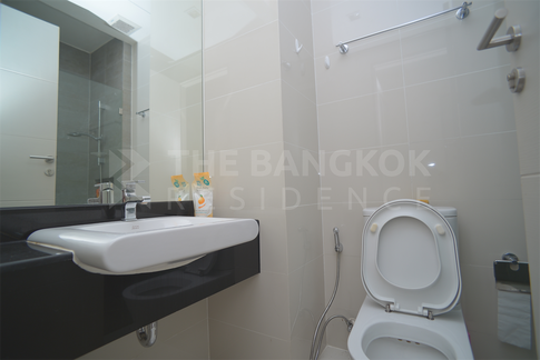 ห้องหลุดจอง ราคาน่าคบหา ไอดีโอ เวิร์ฟ ราชปรารภ ใกล้ Airport Rail Link สถานีราชปรารภ