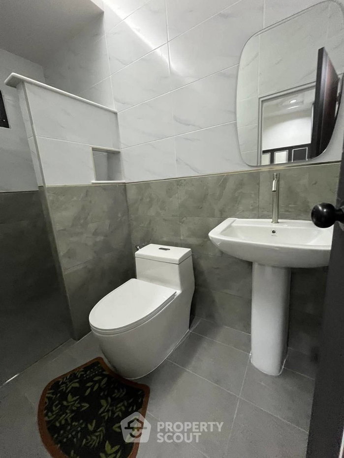รูป บ้าน 2-ห้องนอน ใกล้ พัทยาตะวันออก (ID 3004961) - รูปที่ 4/9