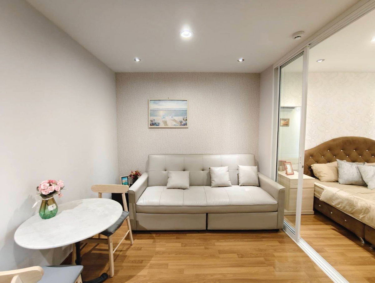 รูป (AP116) ด่วน ให้เช่าคอนโด Regent Home Sukhumvit 81 รีเจ้นท์ โฮม สุขุมวิท 81 I ห้องสวย เฟอร์ครบ I วิวสระว่ายน้ำ I BTS อ่อนนุช 700 เมตร - รูปที่ 2/10