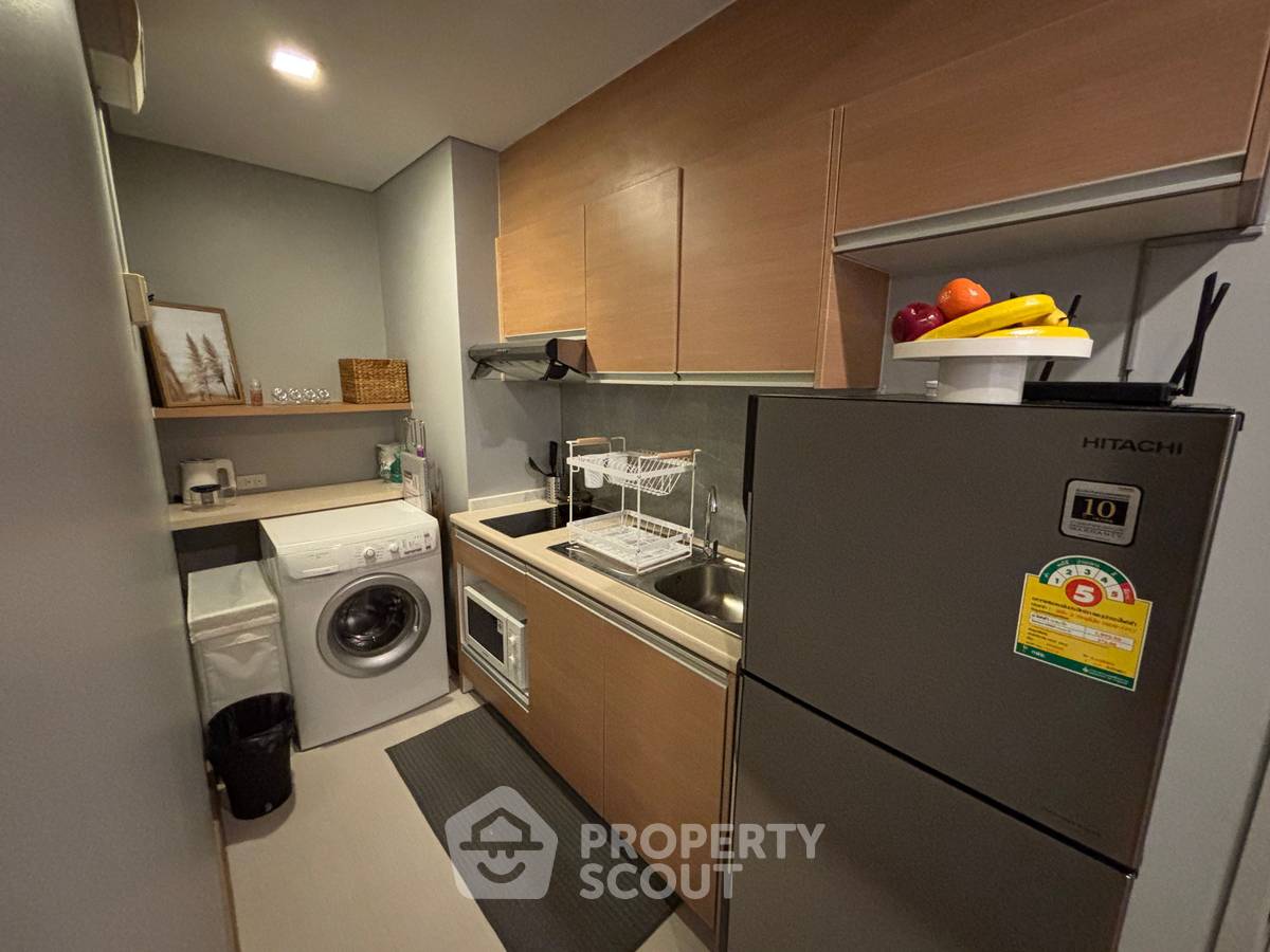 picture 1-BR Condo at Le Luk Condominium near BTS Phra Khanong (ID 3007396) - 4/13