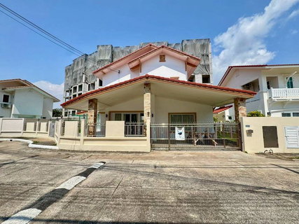 รูปภาพ House for Rent at Baan Fah Rim Had, near Jomtien Beach!!! 4 Bedrooms, 4 Bathrooms