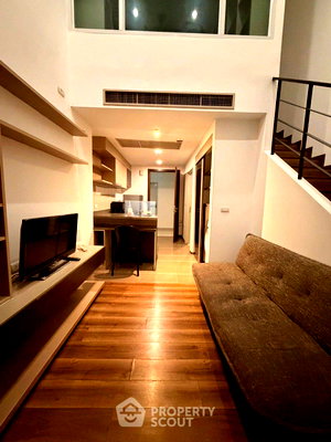 Condos for sale : 1-BR Onyx Phahonyothin, 200m To BTS Saphan Khwai (ID 2453952)