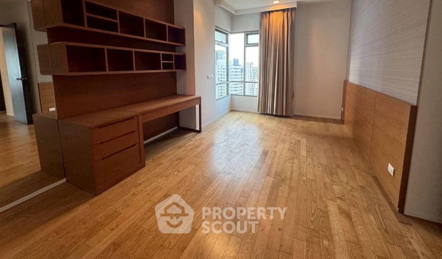 picture 3-BR Condo at The Madison near BTS Phrom Phong (ID 2999262) - 4/10