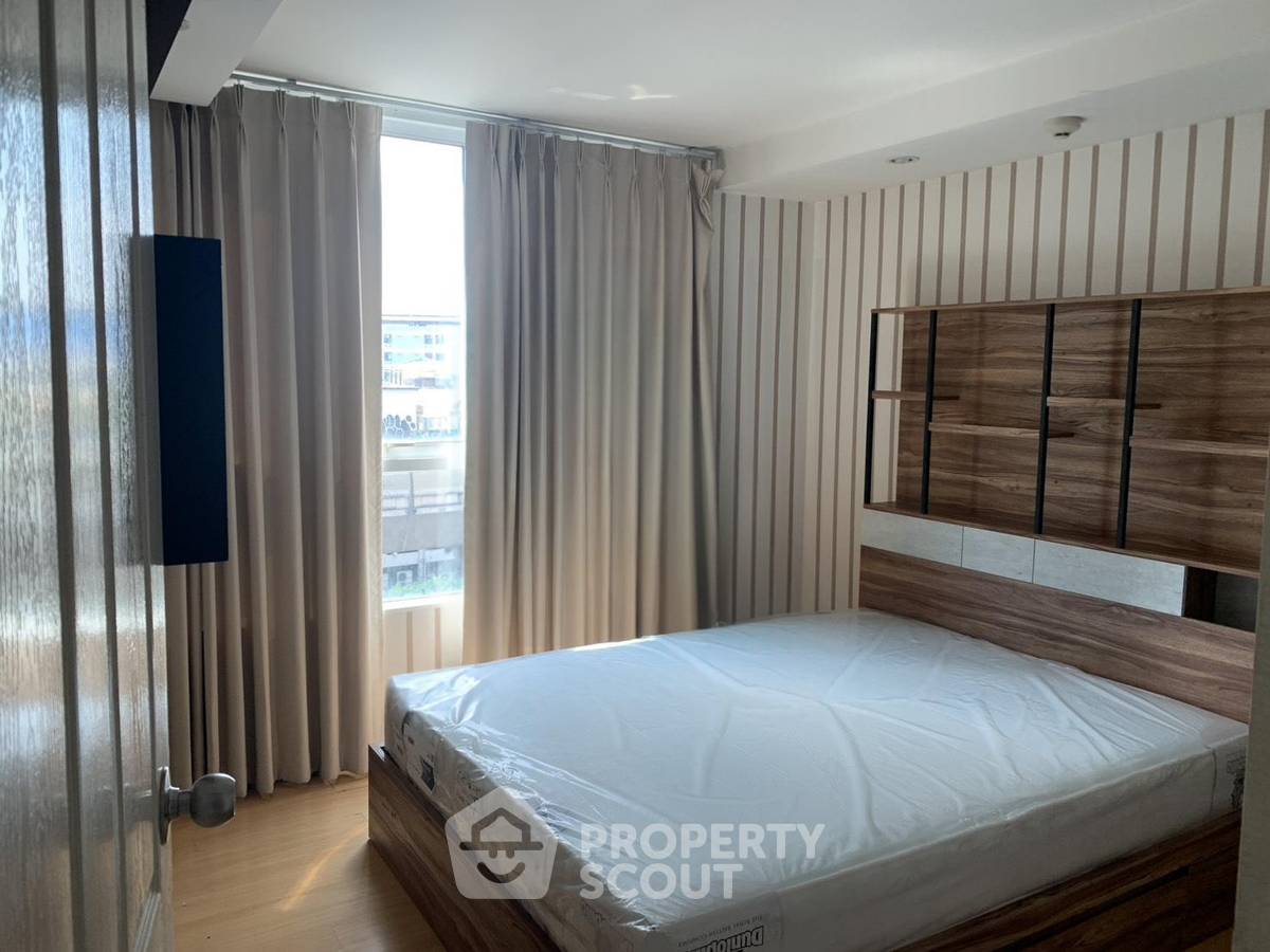 picture 1-BR Condo at Zenith Place @ Sukhumvit Condominium near BTS Phra Khanong (ID 2794755) - 1/8