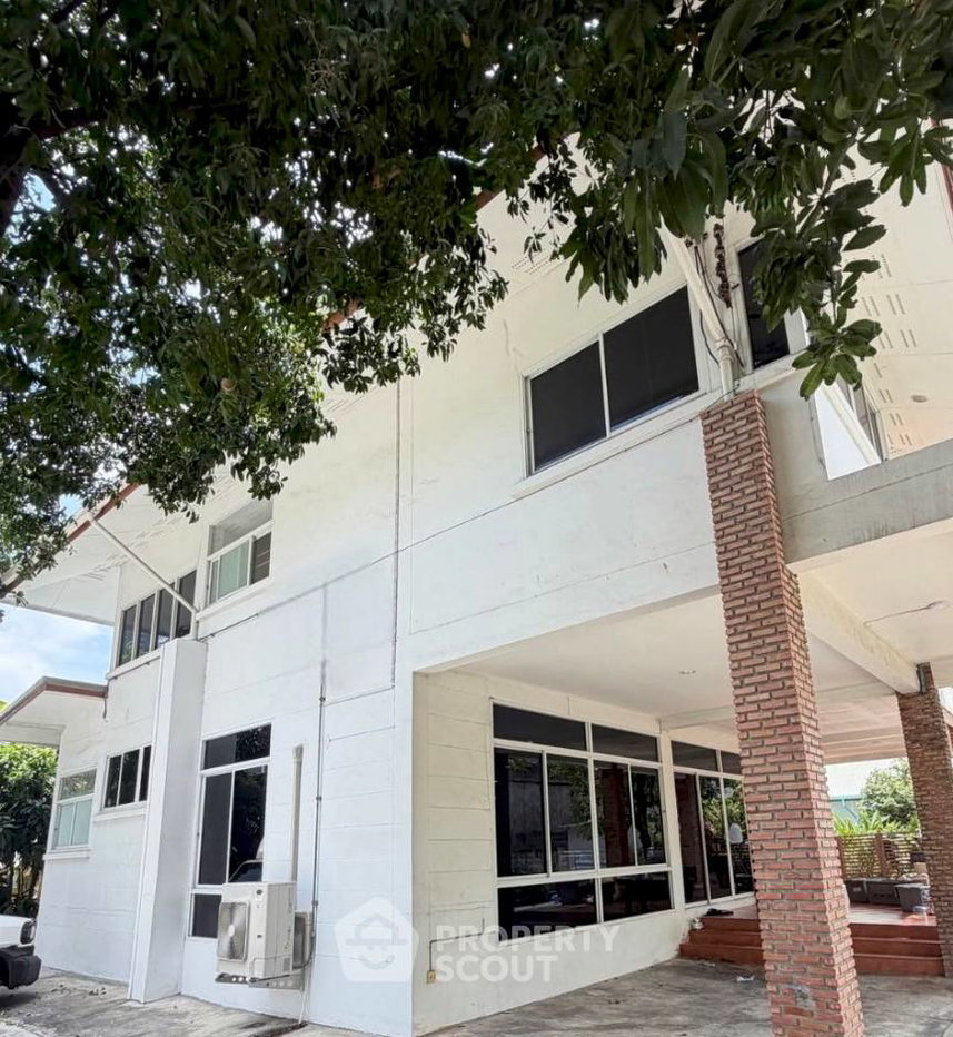 picture 4-BR House close to Thong Lo (ID 3004415) - 1/10