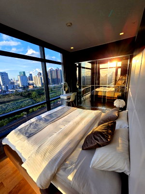Condos for rent : 🚩 For Rent Condo CIRCLE LIVING PROTOTYPE Building 1, Floor 18,2 bed room, Room size 98.00 sqm