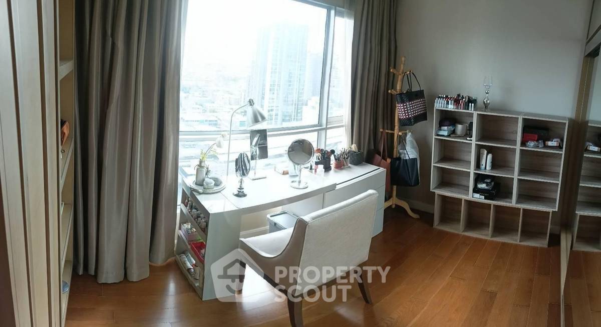 รูป คอนโด 3-ห้องนอน ที่ ไฮฟ์ ตากสิน ใกล้ BTS วงเวียนใหญ่ (ID 1450754) - รูปที่ 11/12