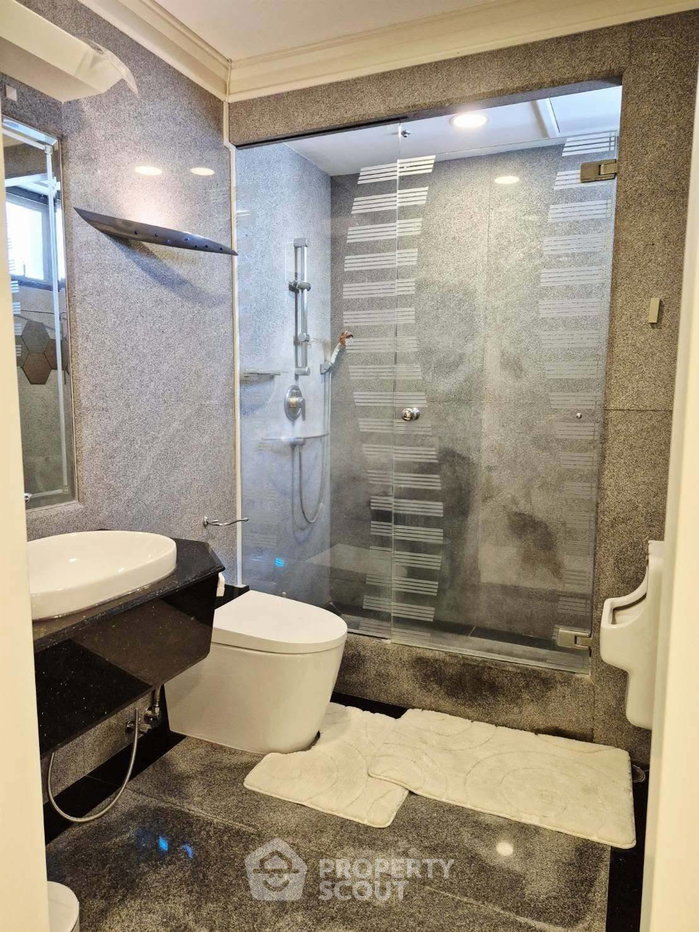 picture 3-BR Condo at Lumpini Park View near MRT Lumphini (ID 3007272) - 9/13