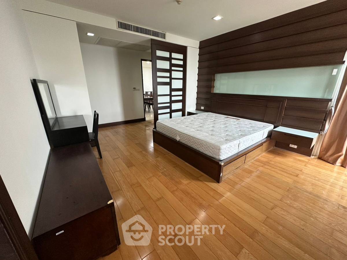 รูป คอนโด 3-ห้องนอน ที่ ณุศาศิริ แกรนด์ คอนโดมิเนียม ใกล้ BTS เอกมัย (ID 2875299) - รูปที่ 6/10