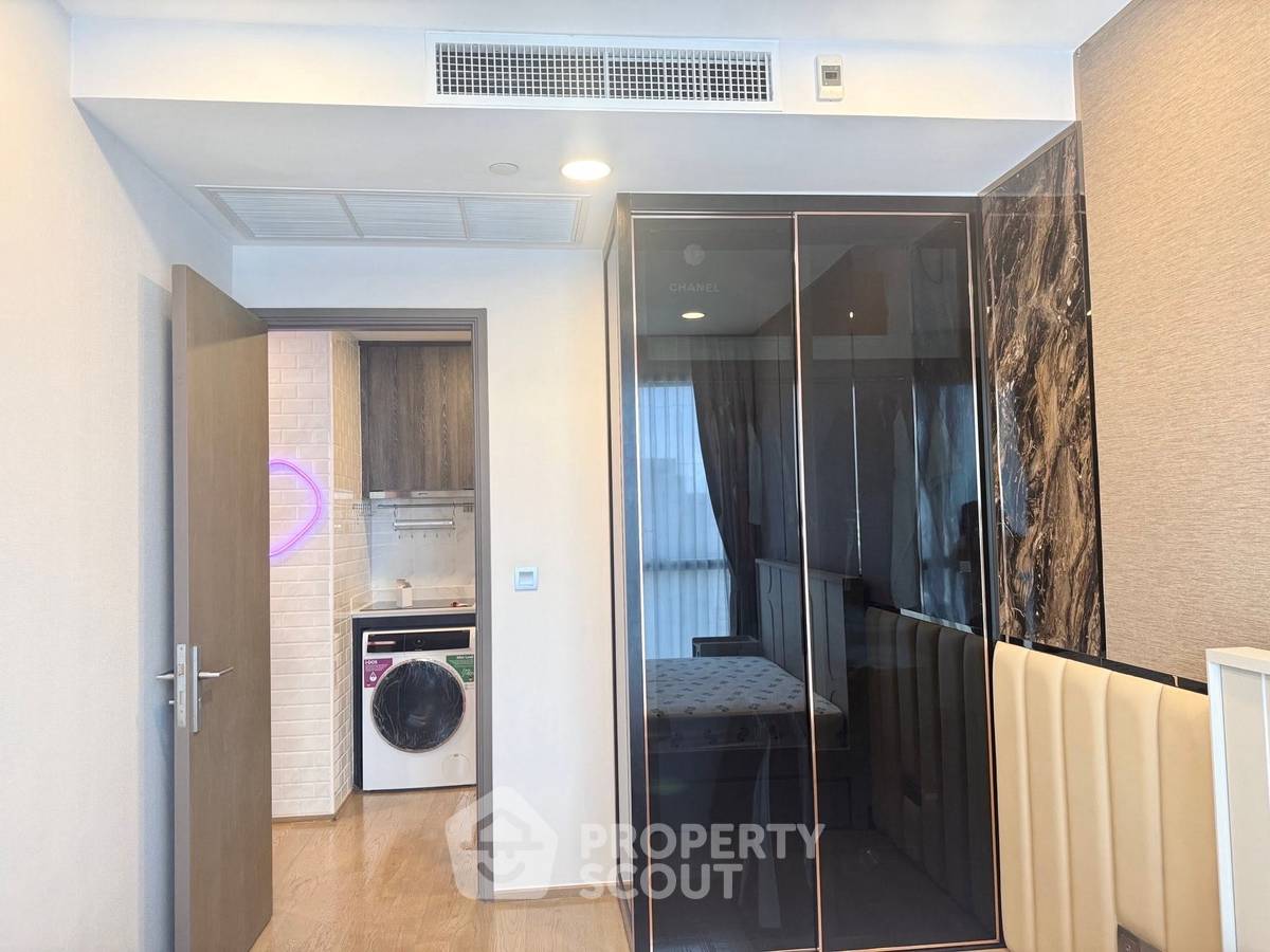 รูป คอนโด 2-ห้องนอน ที่ แอชตัน จุฬา - สีลม ใกล้ MRT สามย่าน (ID 3008890) - รูปที่ 6/9