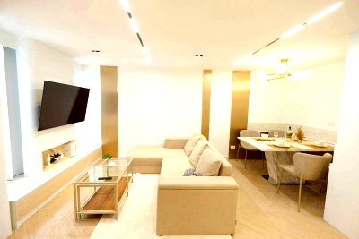 Condos for sale 700 Year Sports Arena Chiang Mai : Condo for sale with  2 bedrooms, 1 bathroom and   1 kitchen.  