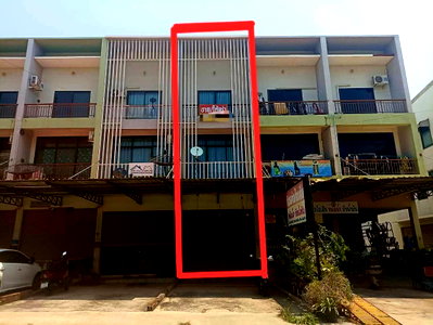 Shophouses for sale Si Racha Chonburi : For Sale: 3-Storey Commercial Building Near Laem Chabang Industrial Estate & Port, Close to Sukhumvit Road, Chonburi
